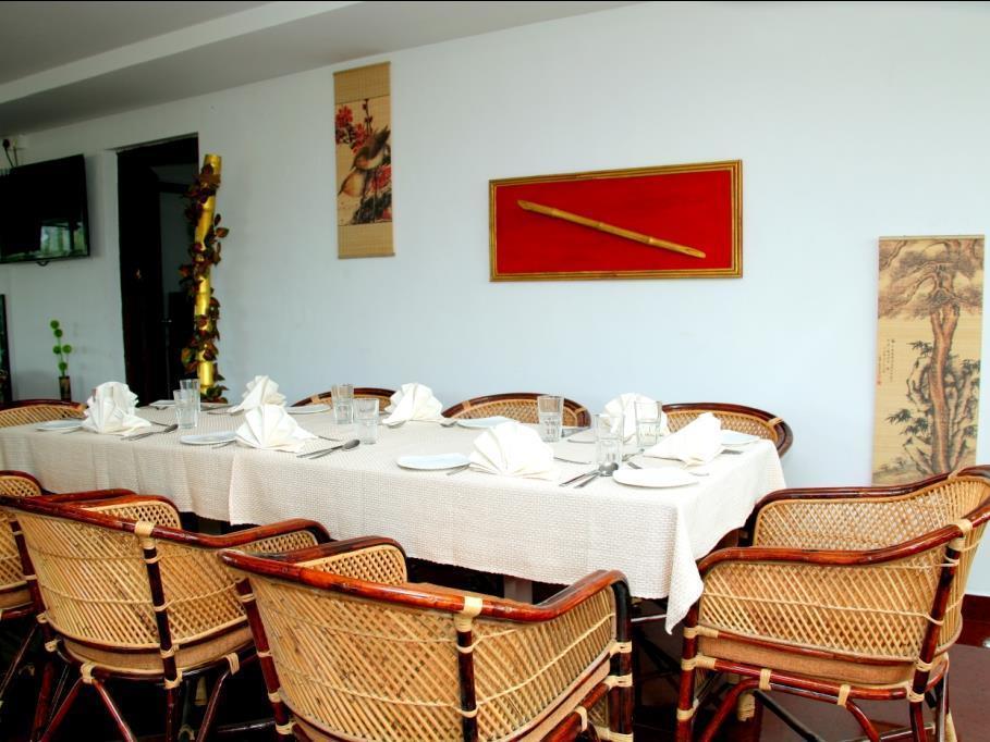 Aquarock Hotel Kazhakuttam Esterno foto